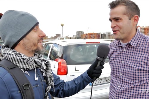 Enfrentamos a los taxistas contra los grandes topicazos sobre taxistas