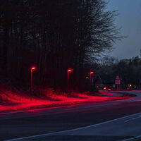 No es una carretera maldita de una peli de Lynch o John Carpenter. Es real, está en Dinamarca y es por una buena causa
