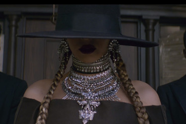 Y con la Super Bowl llegó lo último de Beyoncé: Formation 