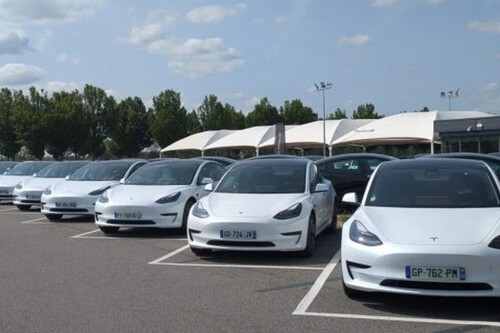 Vendas de carros ficam estagnadas na França / imagem: Tesla