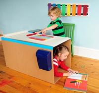 Preparando la vuelta al cole: un escritorio con cajas de cartón hecho en casa 