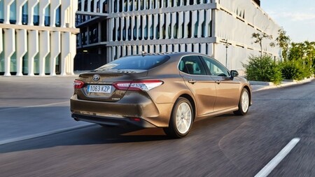 Sedanes Y Berlinas Camry 3