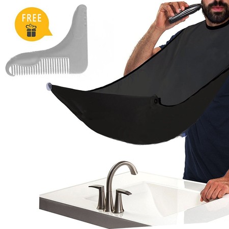 Oferta flash hasta medianoche en el delantal con ventosas para afeitar de BeYself: cuesta 5,83 euros en Amazon