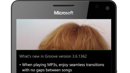 Groove Música ahora ofrece reproducción sin pausas entre canciones, pero solo en el móvil