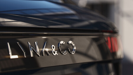 Lynk Co 4