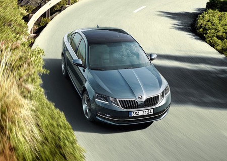 Skoda Octavia 2017 1024 0b