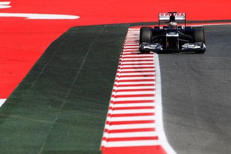 Pastor Maldonado devuelve a Williams el sabor de la victoria