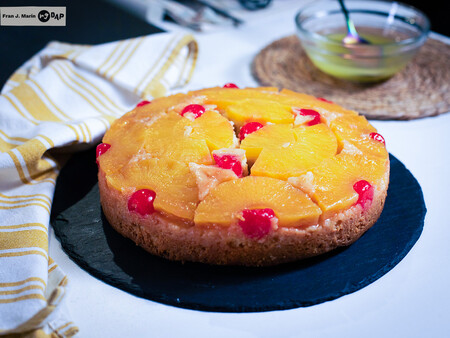 Tarta de piña invertida, receta fácil para un pastel viejuno, pero delicioso