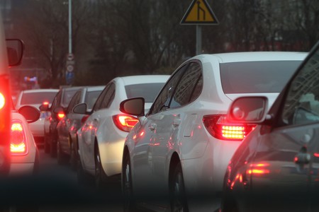 La Ciudad de México es la que más tiempo desperdicia en el tráfico (y sucede en estos 25 puntos rojos)