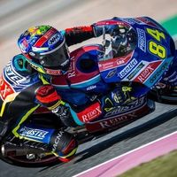 Jakub Kornfeil lidera los entrenamientos de Moto3 en Assen y Arón Canet sufre