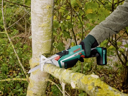 Amazon nos ofrece la sierra de poda Bosch Keo por 69,90 euros con envío gratis
