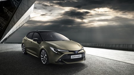 El Toyota Auris marca la muerte del diésel con un cuatro cilindros híbrido de 180 CV