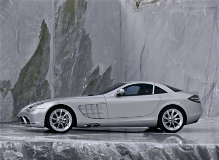 Mercedes-Benz SLR McLaren