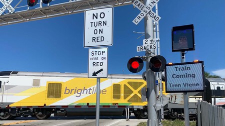 Tren Brightline 9