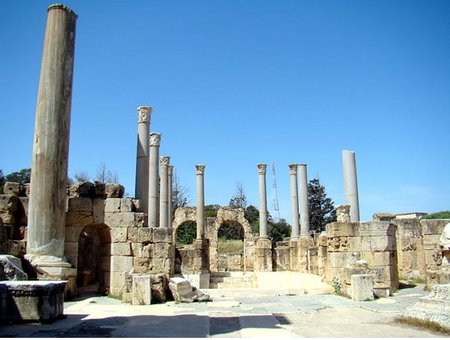 Nuevos descubrimientos sobre la villa y muralla de Adriano