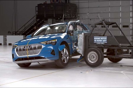 Kona, Santa Fe, Tucson y e-Tron se llevan máximos galardones en pruebas de NHTSA e IIHS