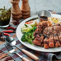 Atención a este chollo que te hará disfrutar a tope de tu jardín o terraza: hemos encontrado una barbacoa para carbón vegetal por 8,99 euros