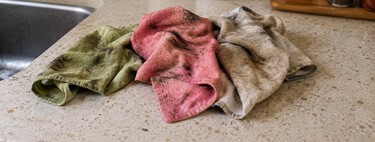 Cómo limpiar los trapos de cocina para quitar el olor a humedad y dejarlos como nuevos 