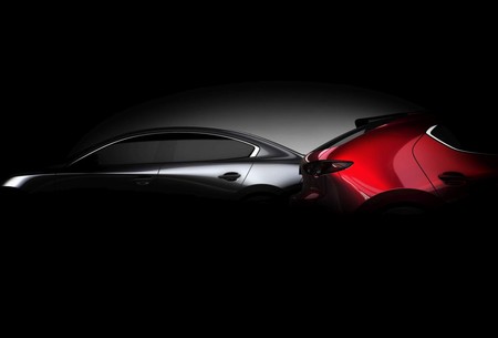 El Mazda 3 se insinúa con dos nuevos teasers y confirma su debut en Los Ángeles