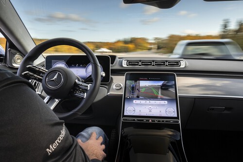 El Drive Pilot de Mercedes-Benz apunta a revolucionar la conducción realmente autónoma pero, ¿quién asume la culpa en un accidente?