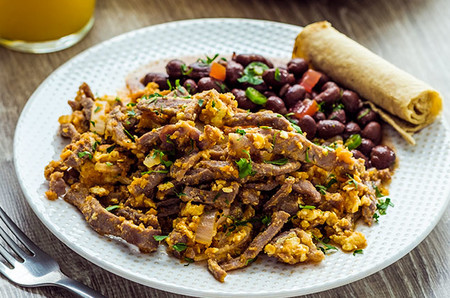 Huevos aporreados. Receta tradicional michoacana para el desayuno
