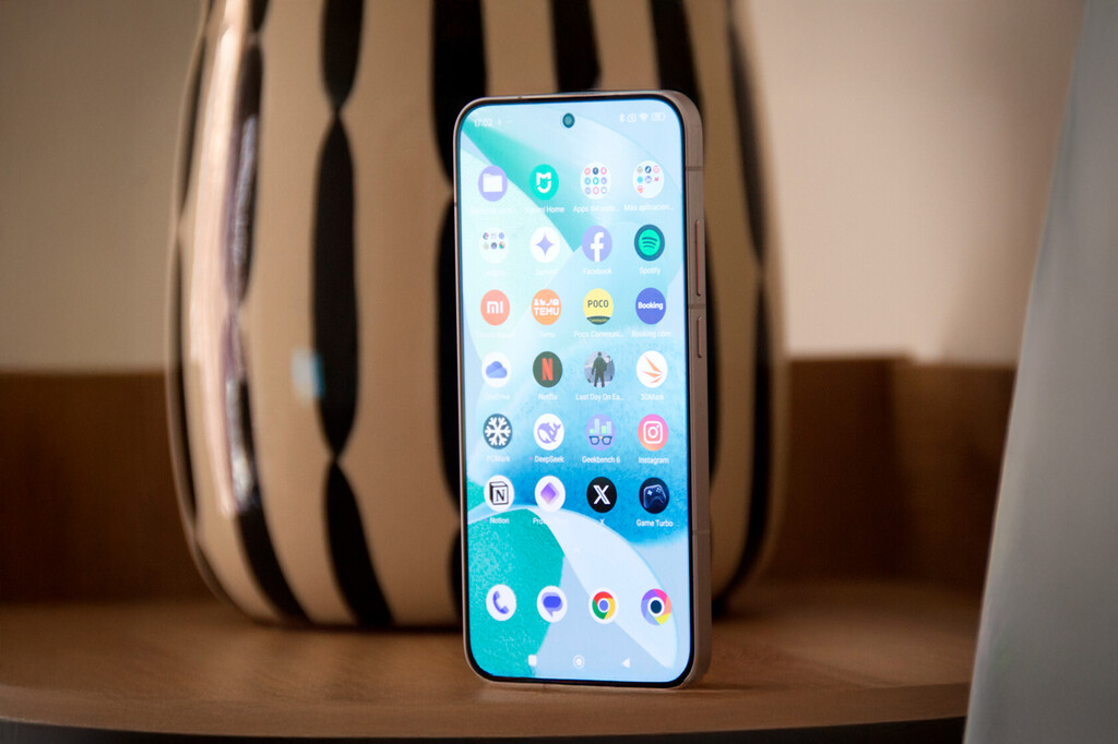Xiaomi se ha puesto serio con el POCO Launcher en su última actualización: promete ser un antes y después en el rendimiento de tu móvil 