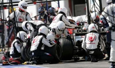 Honda se "exhibe" en Imola