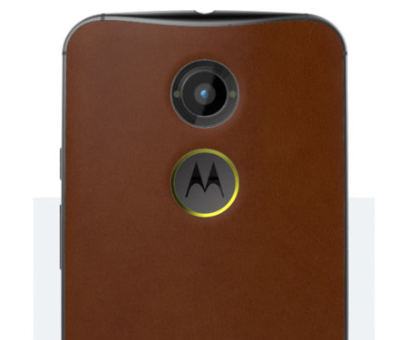 Primero madera, luego cuero: el Moto X continúa añadiendo nuevas opciones de personalización