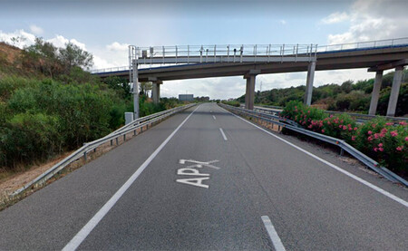 Radar fijo en el km 325 de la AP-7 en Tarragona