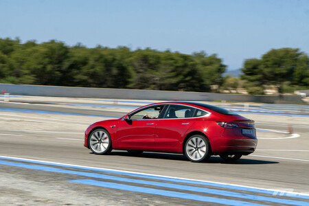 Tesla Model 3 Performance