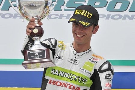 Superbikes Estados Unidos 2010: Kenan Sofuoglu vuelve a ganar y ya domina la clasificación