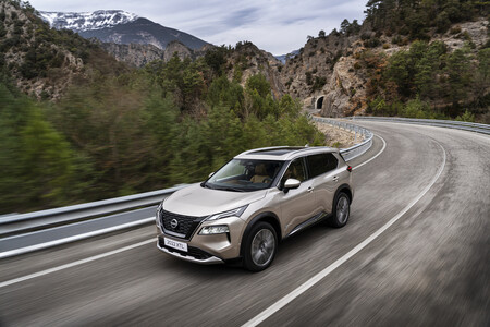 Nissan Xtrail High 018 Jpg