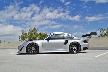Este Porsche 911 GT2 de más de 1.000 CV es lo más bestia que vas a ver hoy