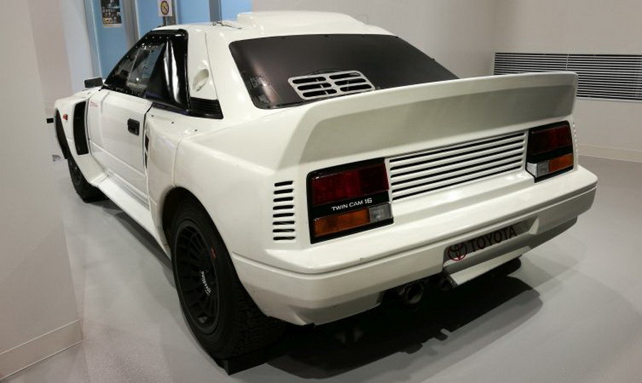 Toyota 222d 1986 7