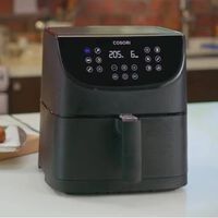 Ofertón en la freidora de aire  Cosori Premium Chef Edition de 5,5 litros de capacidad, por poco más de 100 euros en MediaMarkt