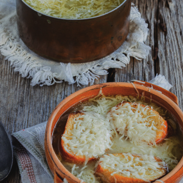 Receta de sopa de cebolla fácil y tradicional 