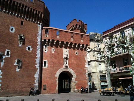 Perpiñán: la Plaza del Castillet