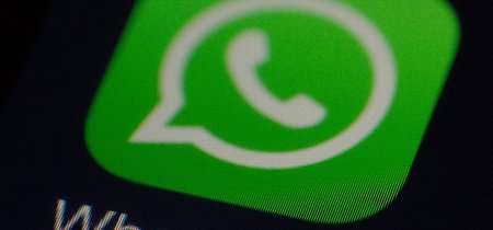 WhatApp reactiva la cuenta de Podemos y cierra las de PSOE y PP, según El Confidencial 