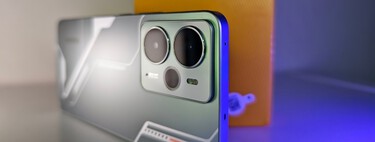 Así es el realme 14 5G, un teléfono con capacidad gaming y batería de 6.000mAh que llega a Colombia por un millón de pesos 