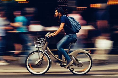 Pedelec y el lío de las bicicletas eléctricas: por qué estamos usando mal sus categorías, punto por punto