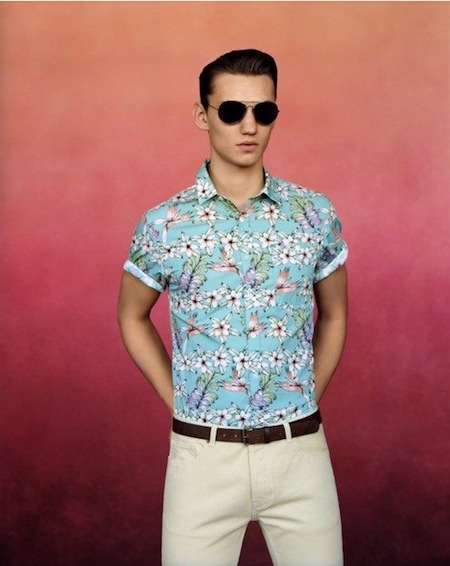 Topman recupera los estampados florales en sus looks estivales