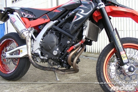 aprilia_sxv_er6
