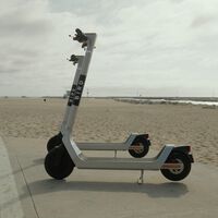 Bird se ha propuesto que sus clientes tengan viajes más cómodos cambiando las ruedas de todos sus patinetes eléctricos 