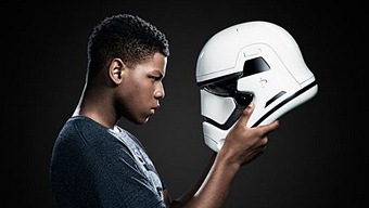 John Boyega, uno de los protagonistas de la última película de Star Wars, pide modo historia para Battlefront