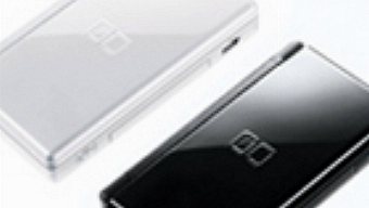 Nintendo DS Lite vende 136 mil unidades en 2 días