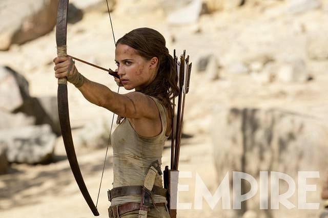Lara Croft se deja ver en una nueva imagen de la película Tomb Raider