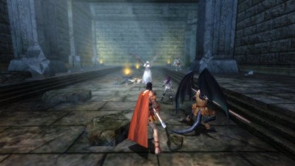 Los monstruos abatidos serán generosos contigo, revelándote entre sus cuerpos todo tipo de anillos, pócimas, armaduras y tesoros. Puedes optar por equiparte con ellos o guardarlos para venderlos más adelante.