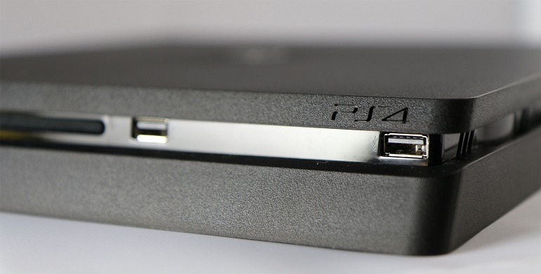 Destacan la calidad del nuevo DualShock 4 y lo silenciosa que es PlayStation 4 Slim