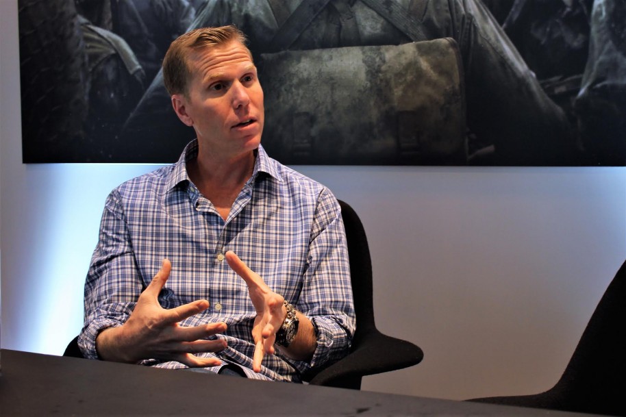 Michael Condrey y su equipo en Sledgehammer Games viajaron a varios lugares de Europa para conocer más en detalle las localizaciones, así como el armamento y vehículos de la época.