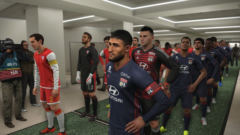 Konami se desmarca de la decisión de Sony de quitar PES 2019 de PS Plus